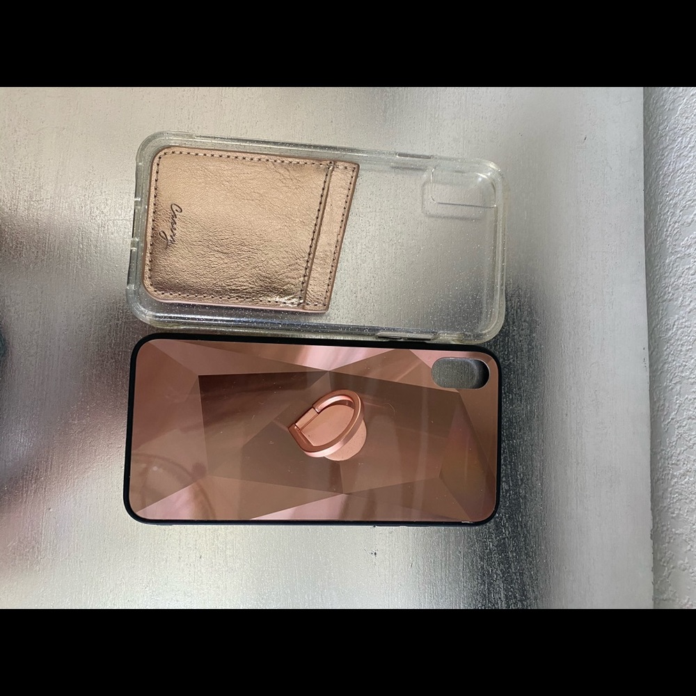 2 iPhone XS plus cases